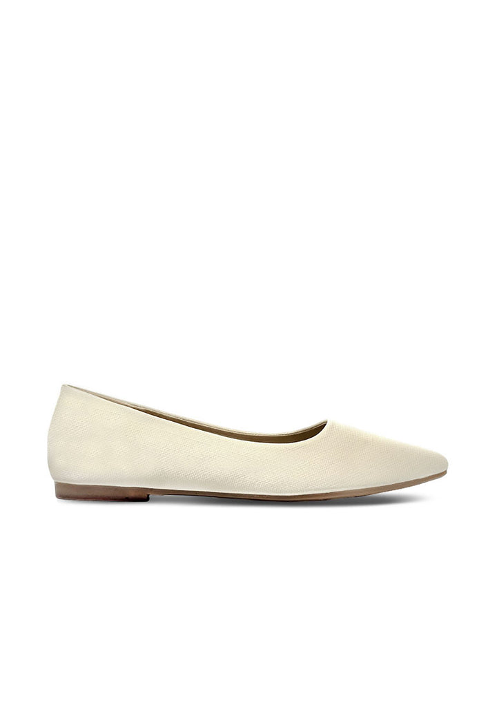 Texture Classic Point Toe Flats